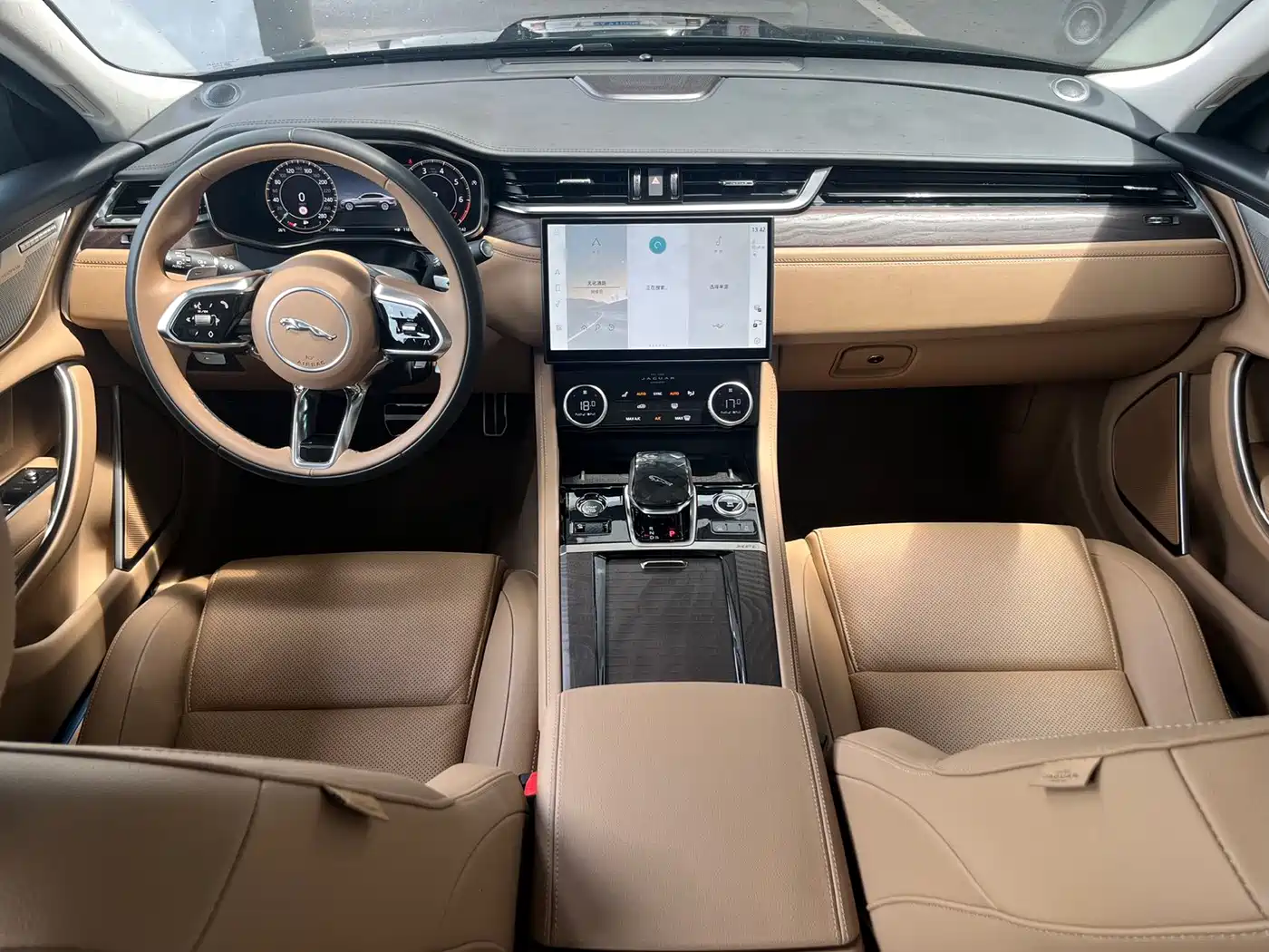 Jaguar XFL 2025 2025 2.0T P250 FWD Luxury Edition