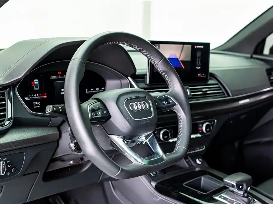 Audi Q5L 2024 Model 40 TFSI Luxury Dynamic фото 18