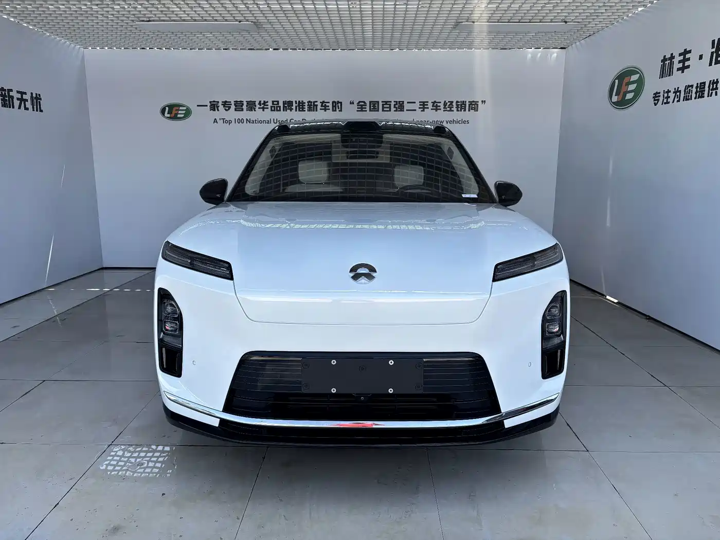 NIO ES8 2026 2025 Model 6-Seat Executive Luxury Edition