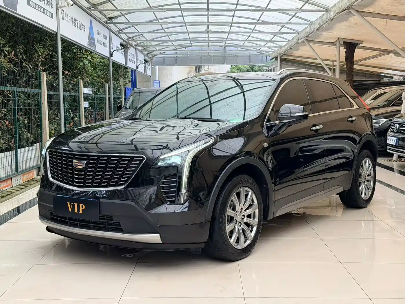 CADILLAC XT4