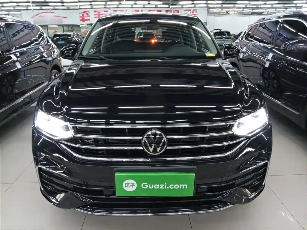 Volkswagen Tiguan L 2025 330TSI Automatic 2WD R-Line Dragon Glory Edition фото 3