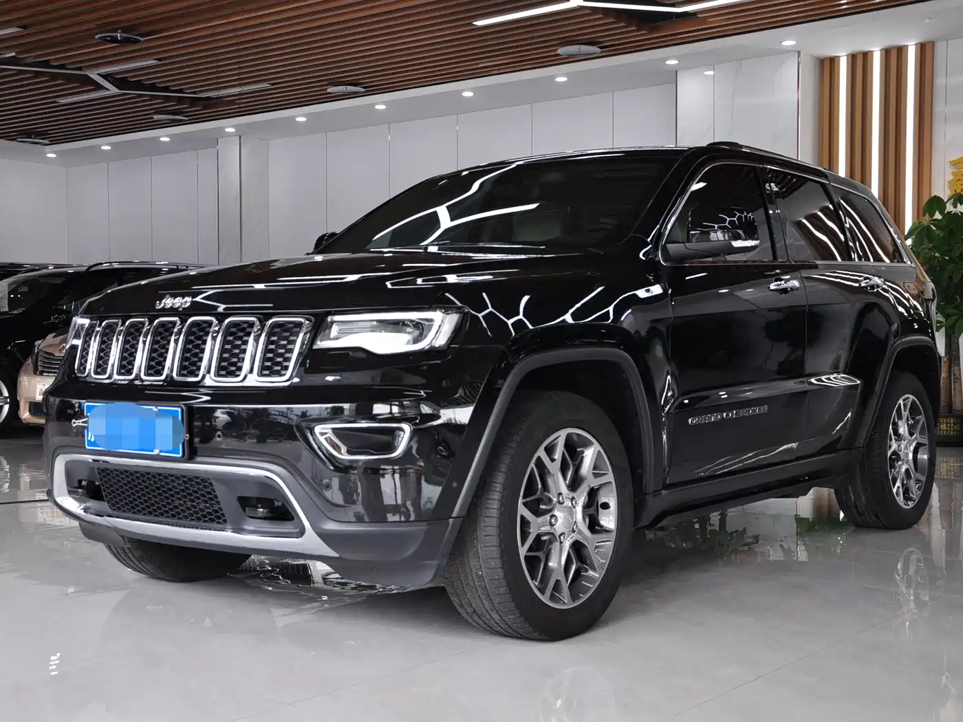 2022 Jeep Grand Cherokee (Import)