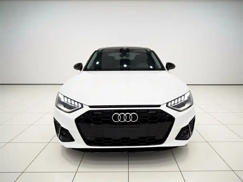 Audi A4L 2022 40 TFSI Luxury Dynamic фото 3
