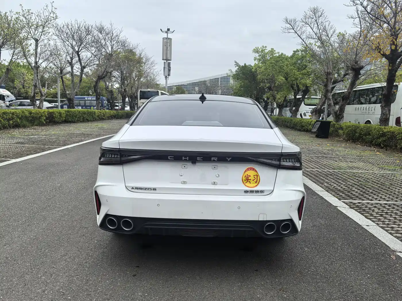 CHERY ARRIZO 8