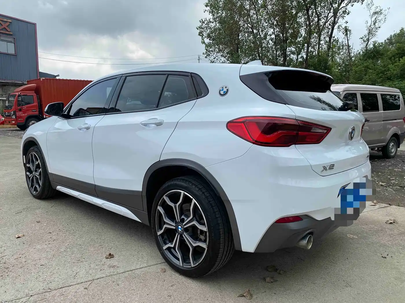 BMW X2 (Import) 2018 2018 sDrive25i Luxury M Off-Road Package China V