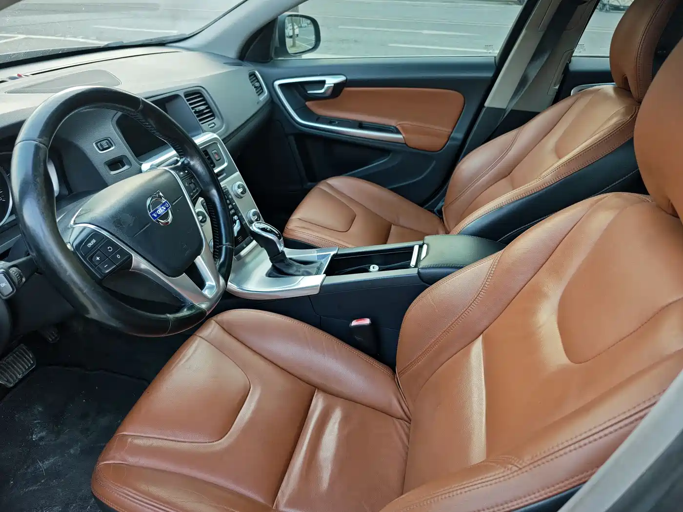 Фото 5 - Volvo S60