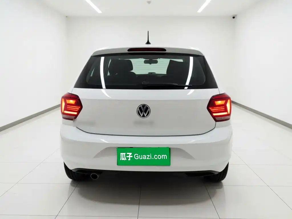 صورة 5 - Volkswagen Polo