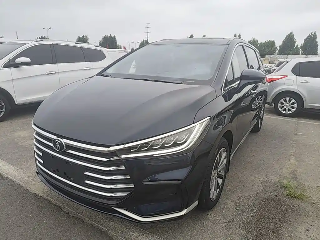2022 BYD Song MAX