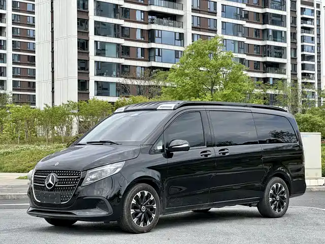 MERCEDES-BENZ V CLASS