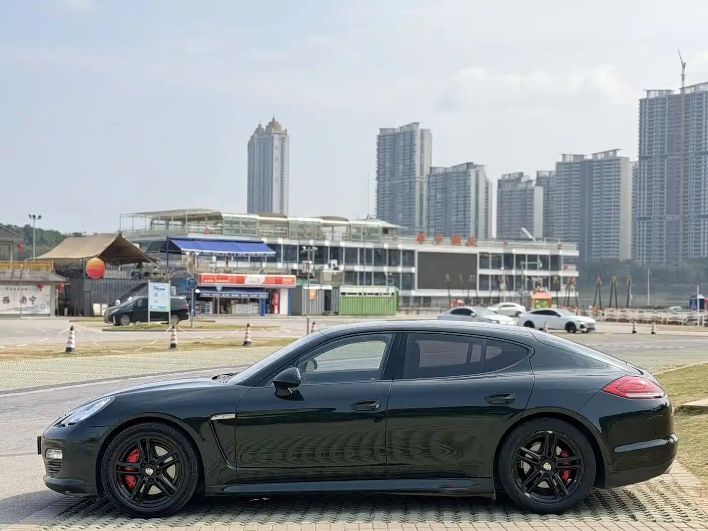 Porsche Panamera 2010 Panamera 3.6L фото 7