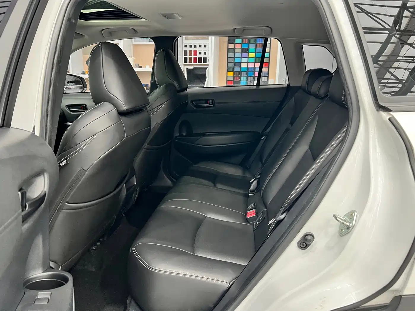 Toyota Frontlander 2023 2.0L CVT Leading Edition фото 27