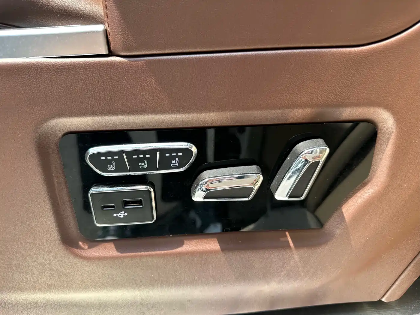 Nissan Quest 2017 2015 3.5L SL