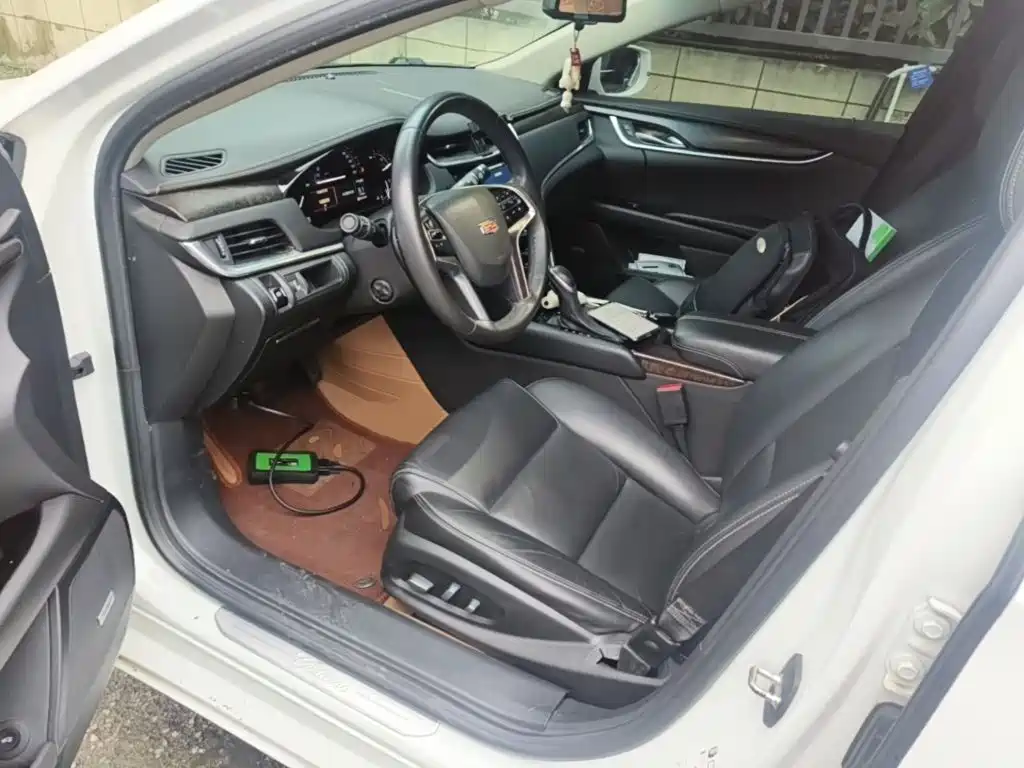 Photo 15 - Cadillac XTS