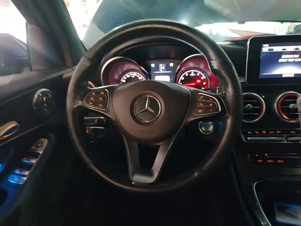 Mercedes-Benz GLC 2016 2016 GLC 200 4MATIC