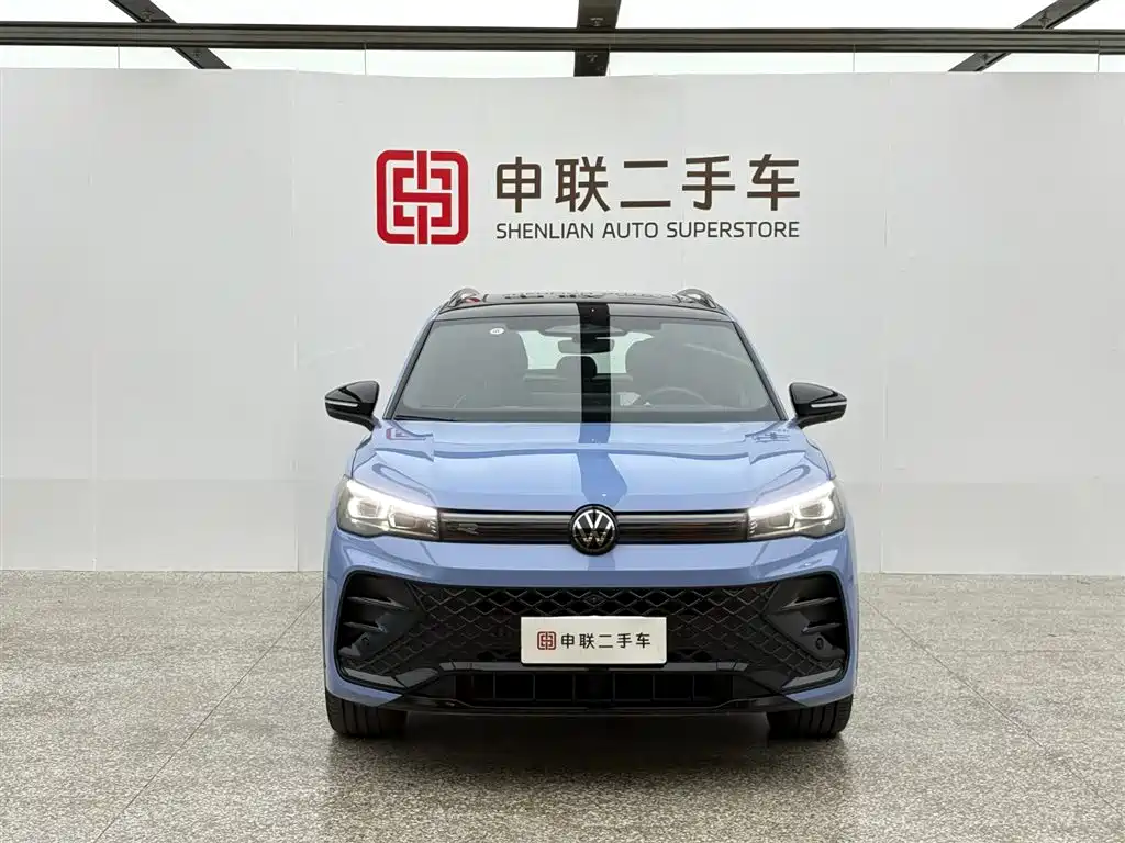 Volkswagen Tiguan L 2024 PRO 380TSI 4WD R-Line Premium Edition фото 2