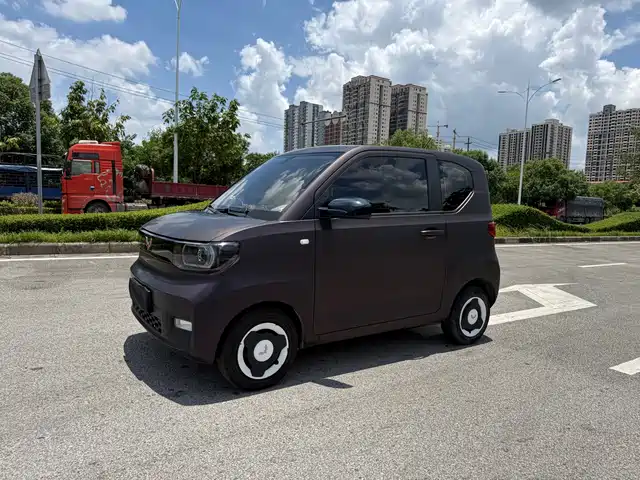 Wuling Hongguang MINI EV Macaron Премиум, литий-NMC аккумулятор