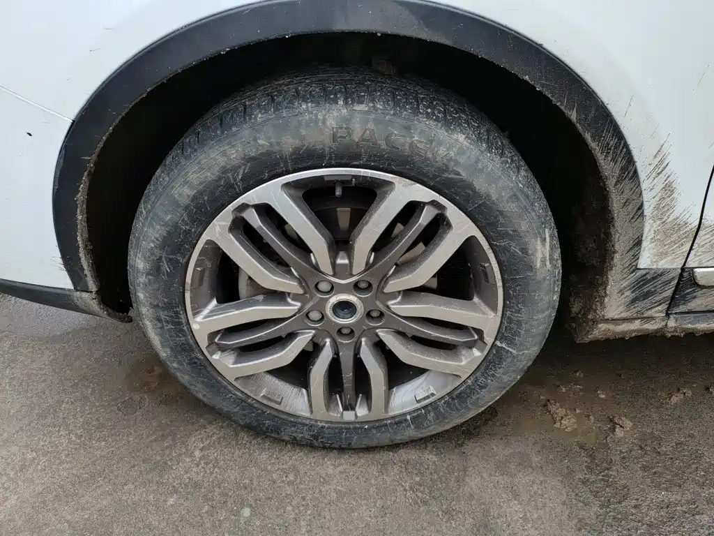 Photo 25 - Haval H7