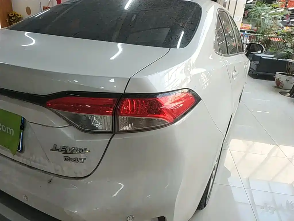 Toyota Levin 2019 185T CVT Luxury Edition China VI фото 8