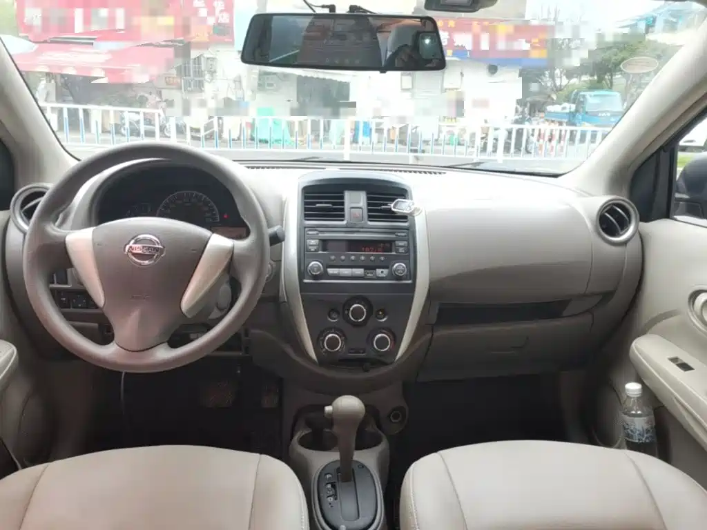 Nissan Sunny 2016 2015 1.5XE CVT Master Edition