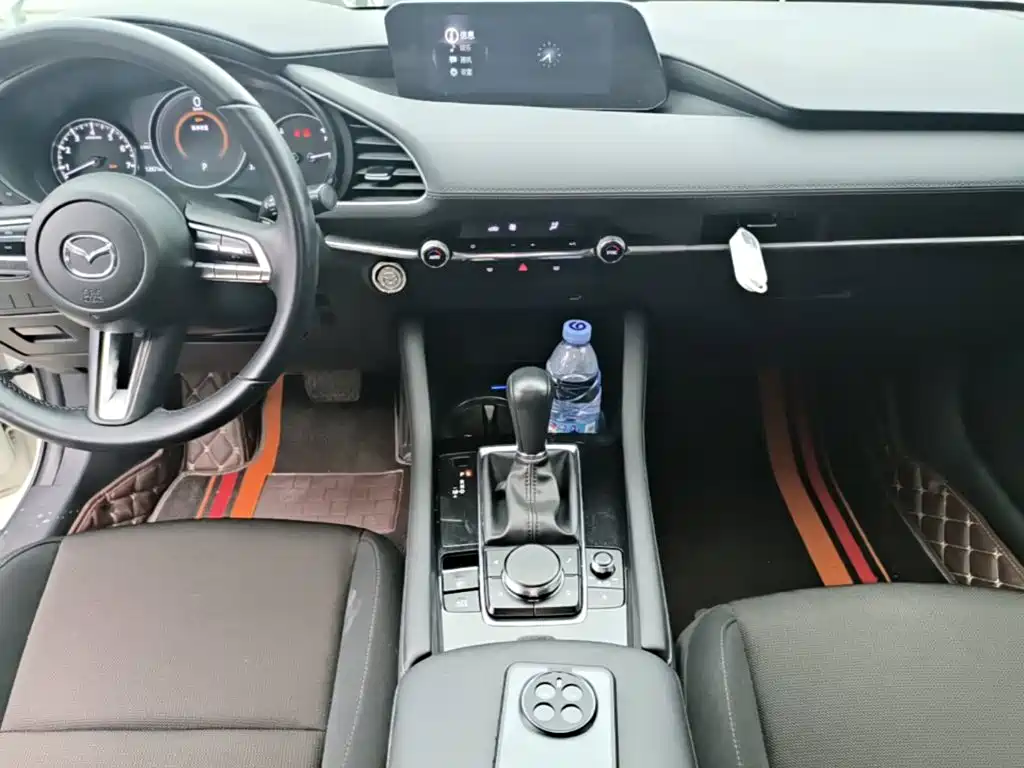 Mazda Mazda3 Axela 2025 2023 2.0L Auto Zhixuan