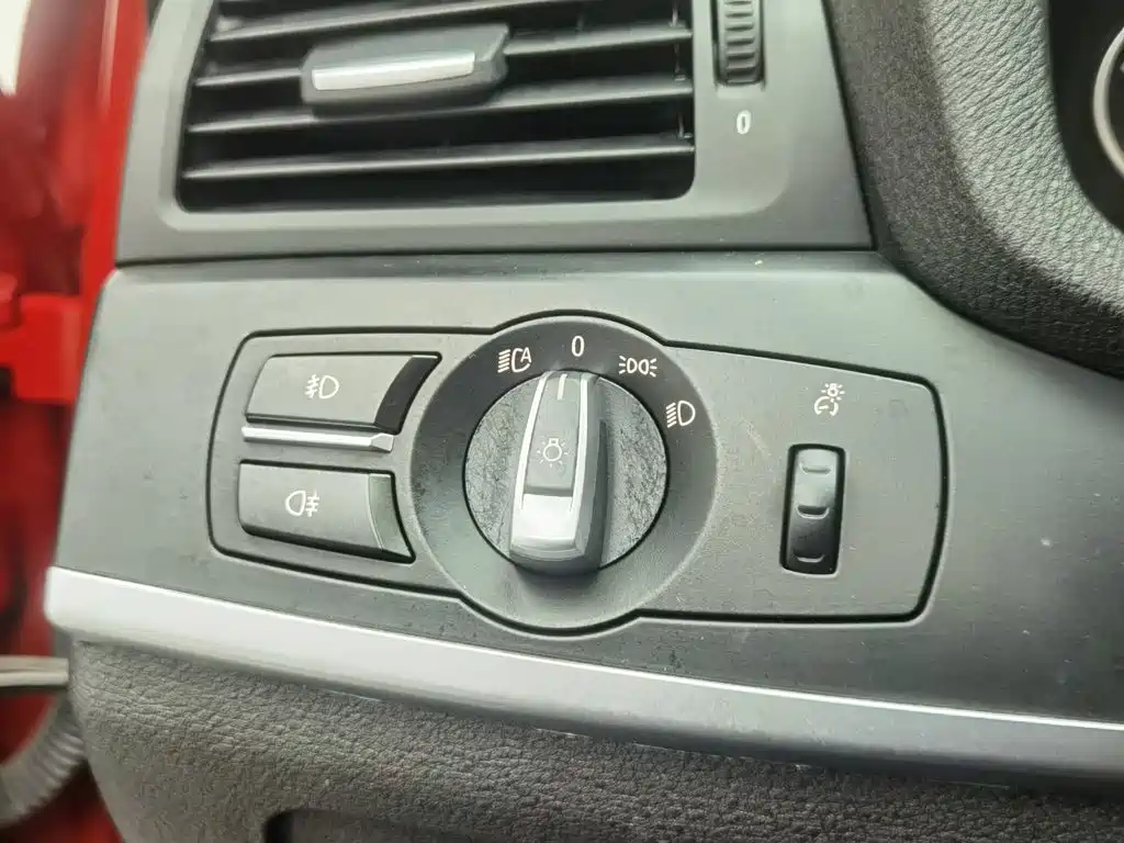 Photo 21 - BMW X3 (Import)