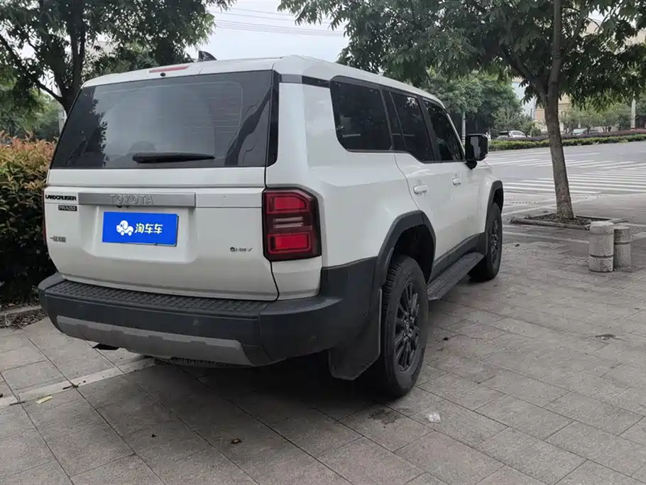Toyota Prado 2024 2.4T All-Terrain TX Edition 5-Seater фото 3