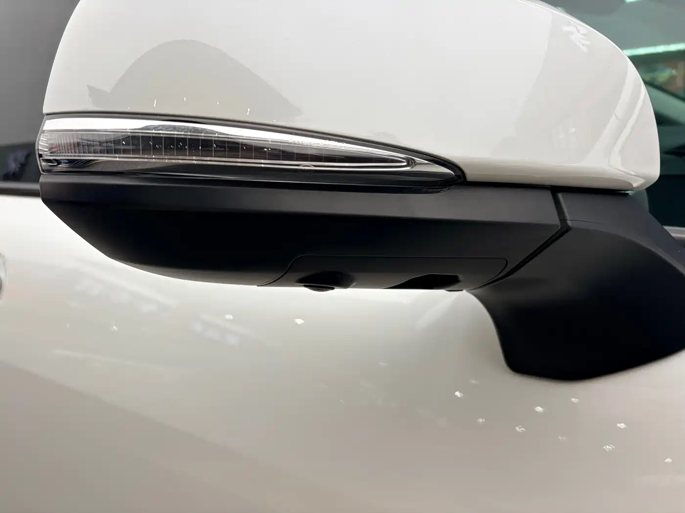 Toyota Granvia 2024 2.5L Hybrid Premium PLUS фото 12