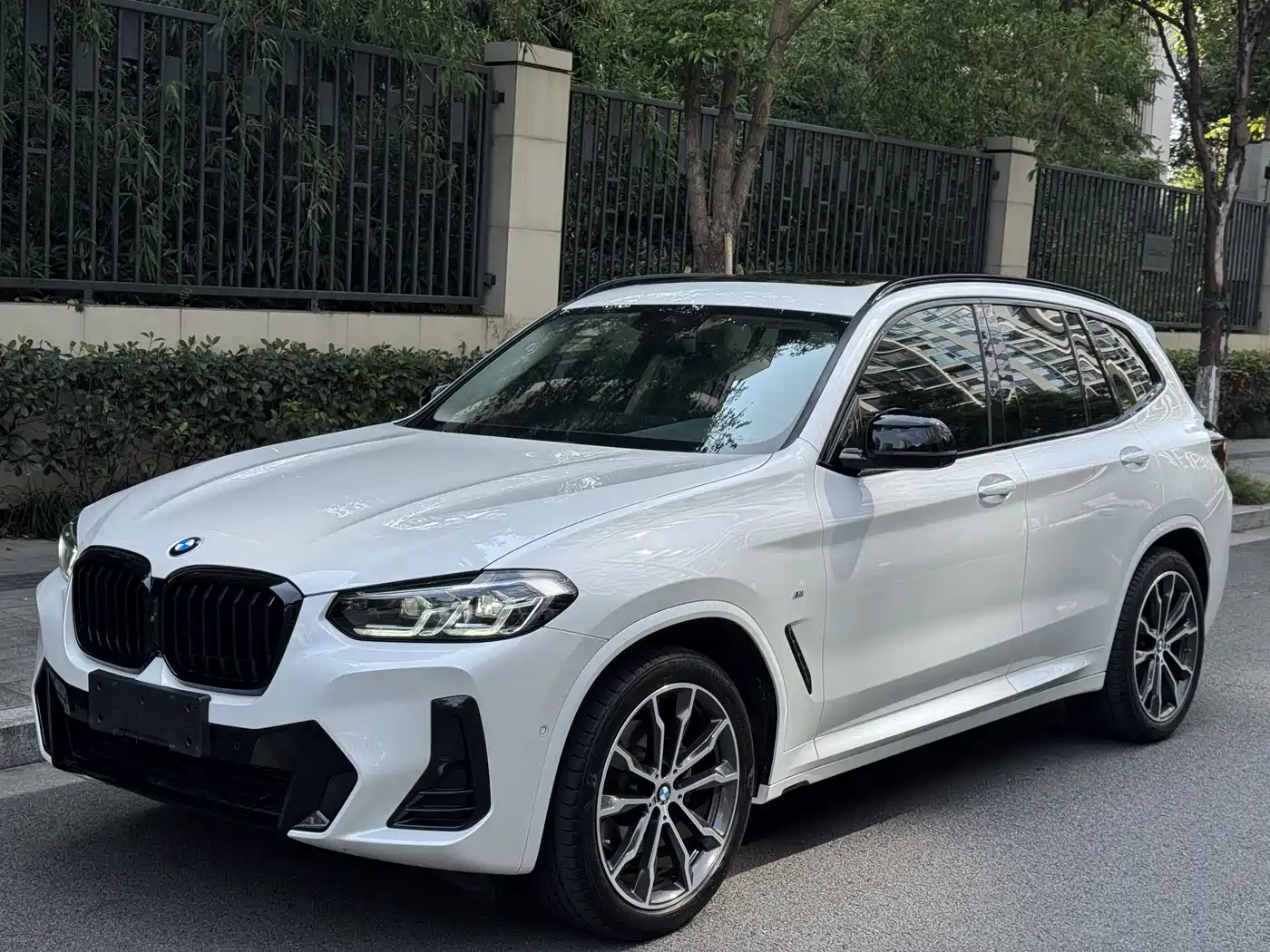 BMW X3 2022 xDrive30i Leading M Night Package