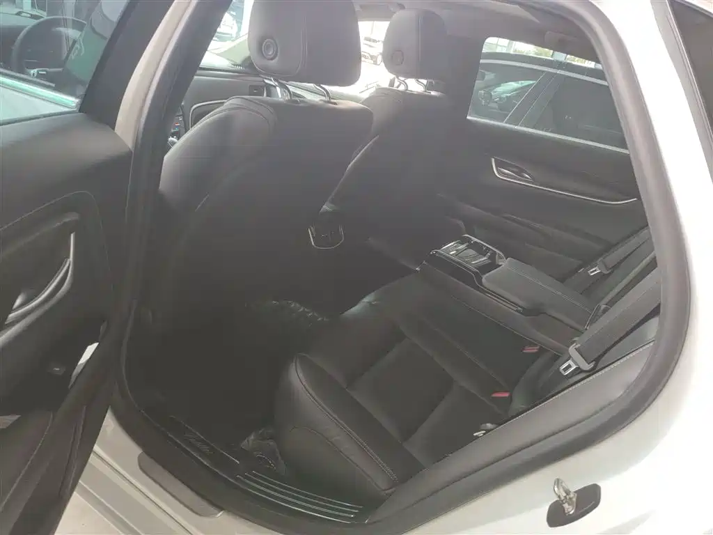 Cadillac XTS 2018 28T Elite фото 13