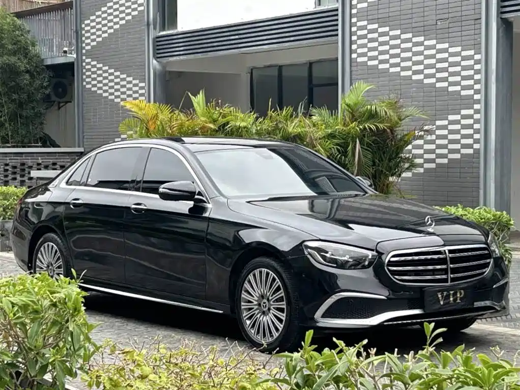  E CLASS