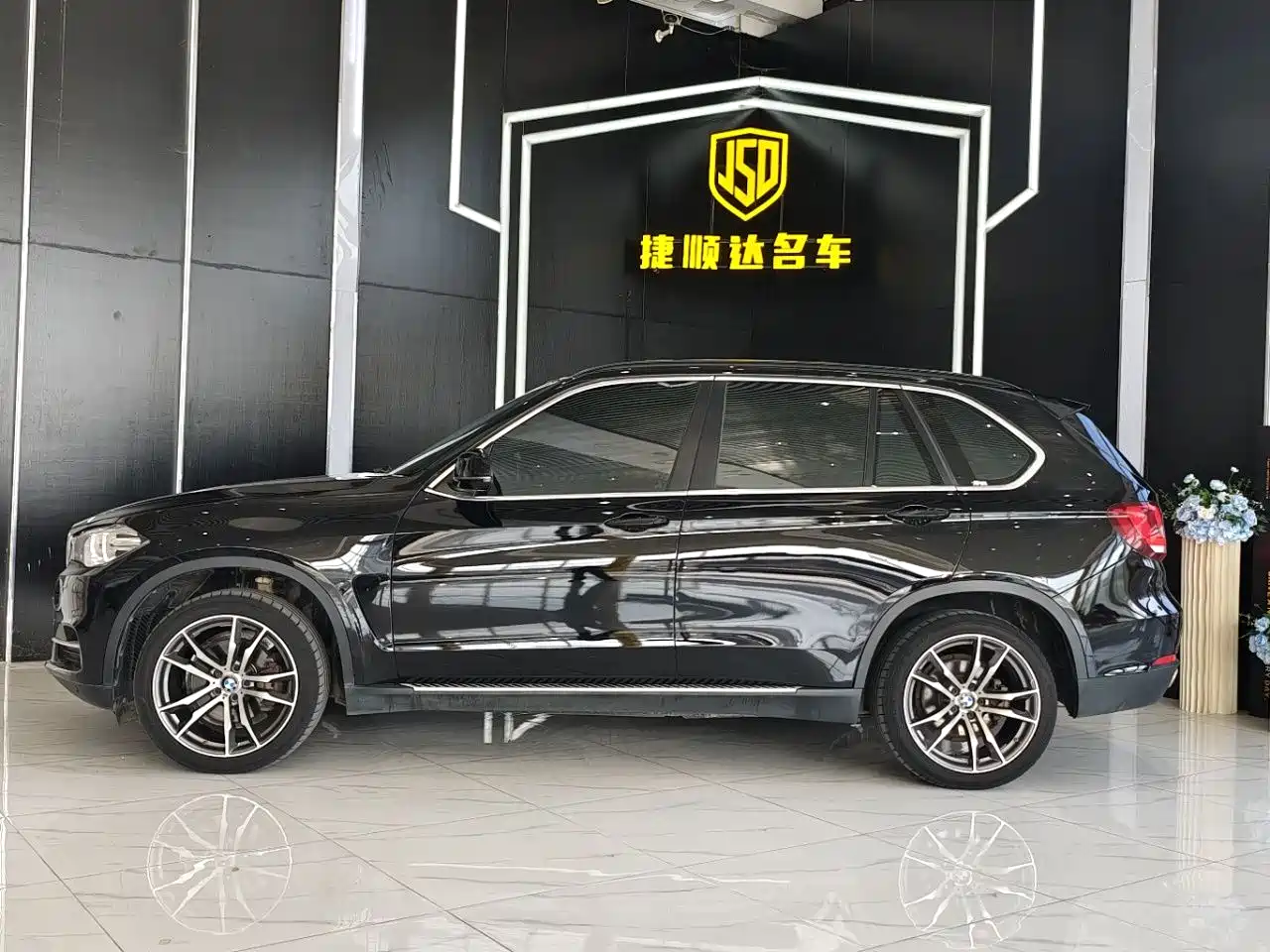 BMW X5 (Import) 2014 xDrive35i Leading фото 3