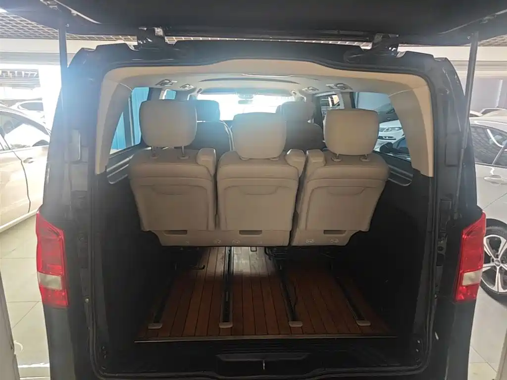 Mercedes-Benz Vito 2016 2.0T Elite Edition фото 19