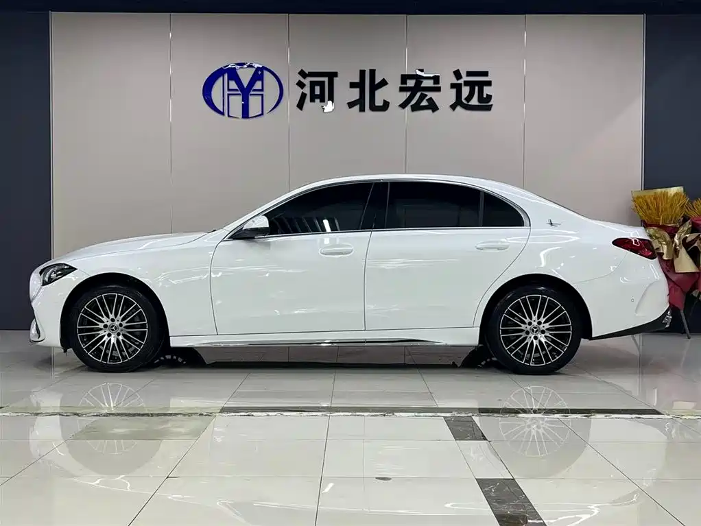 Mercedes-Benz C-Class 2025 Facelift C 260 L Sport Edition фото 3