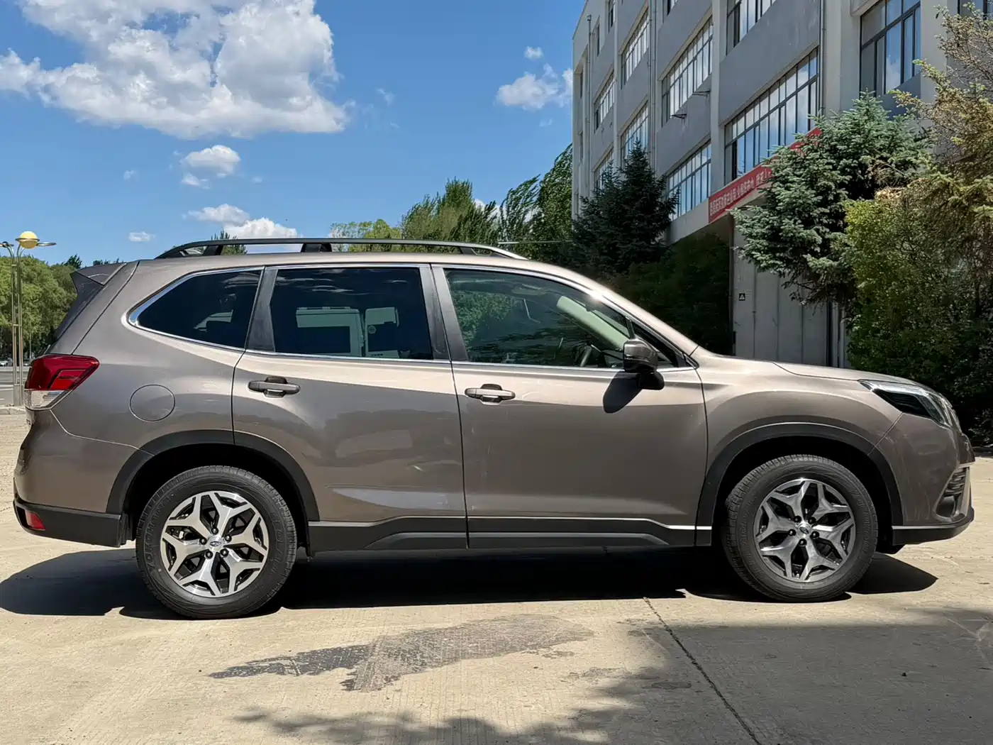 Subaru Forester 2022 2.0i AWD Luxury Edition фото 4