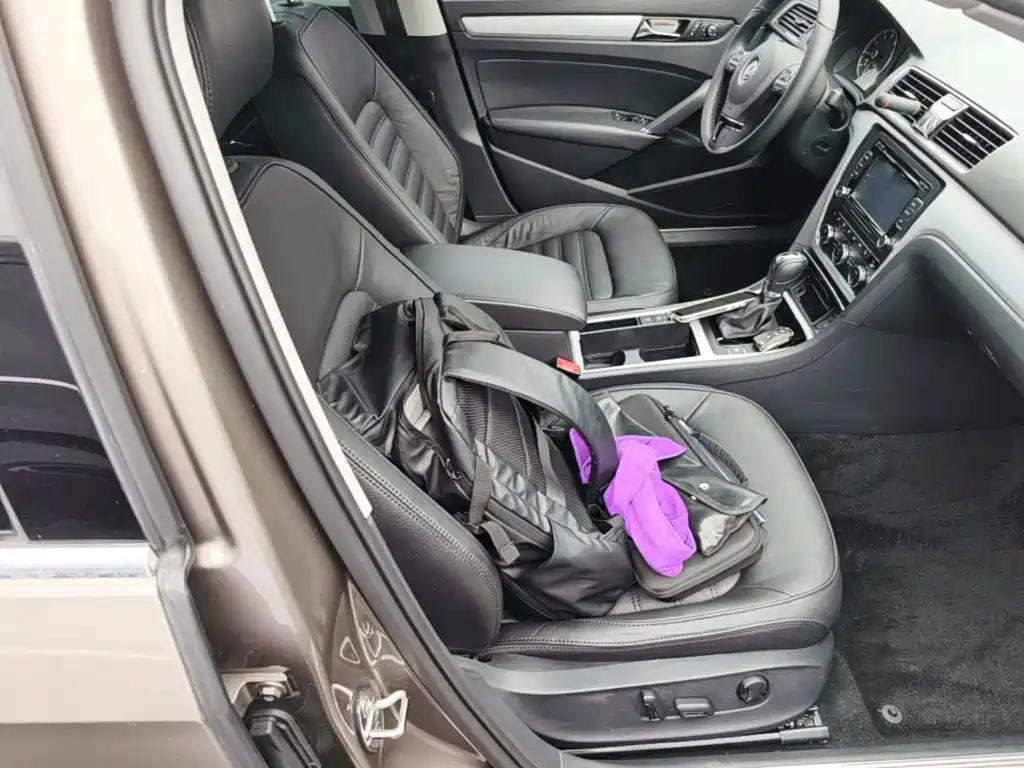 Photo 25 - Volkswagen Passat