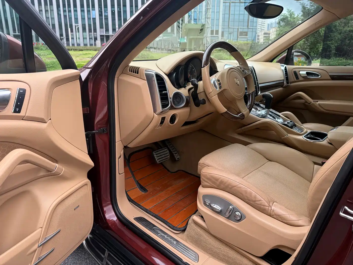 Porsche Cayenne 2011 Cayenne 3.0T фото 11