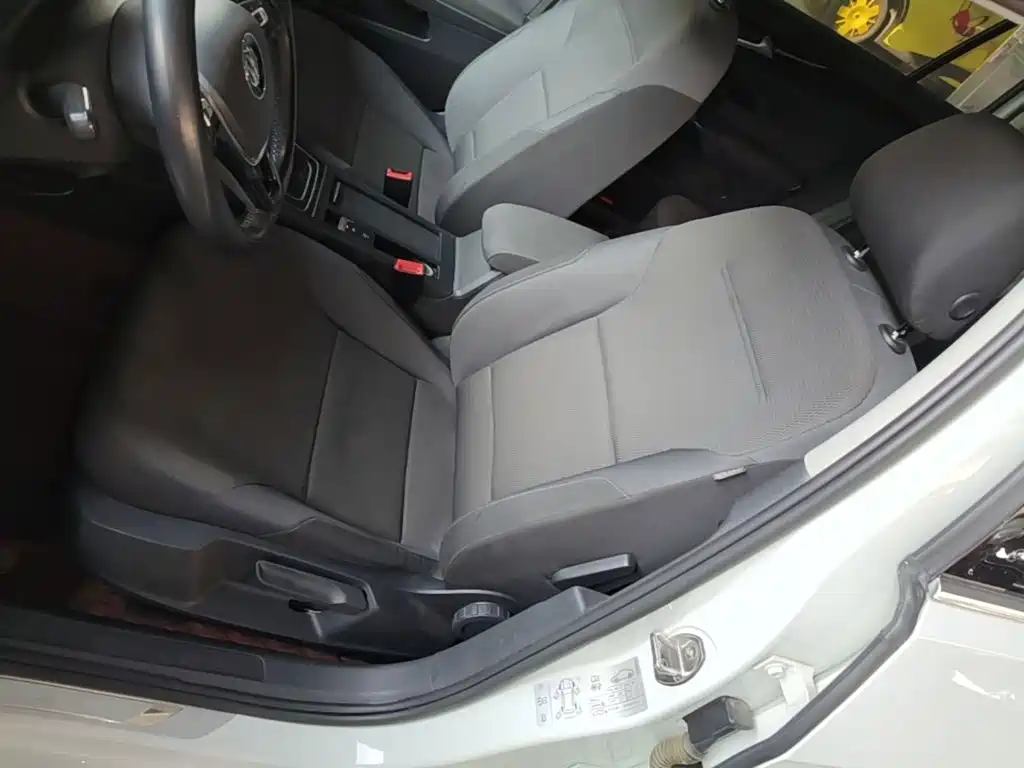 Volkswagen Golf (Import) 2020 2019 1.8TSI Wagon