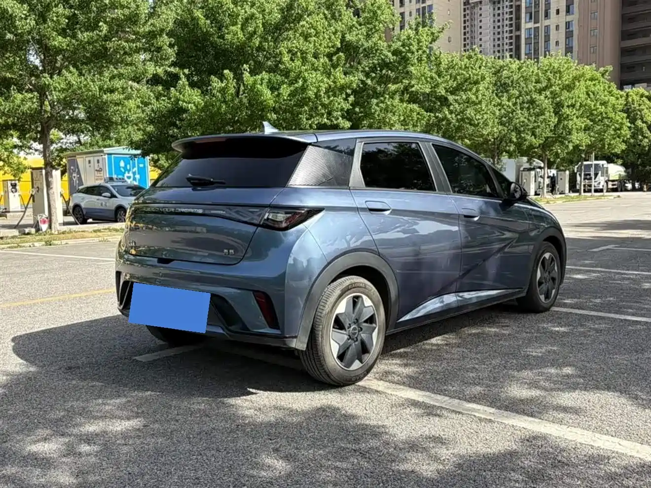 BYD Dolphin 2024 Glory Edition 420km Fashion Edition фото 9