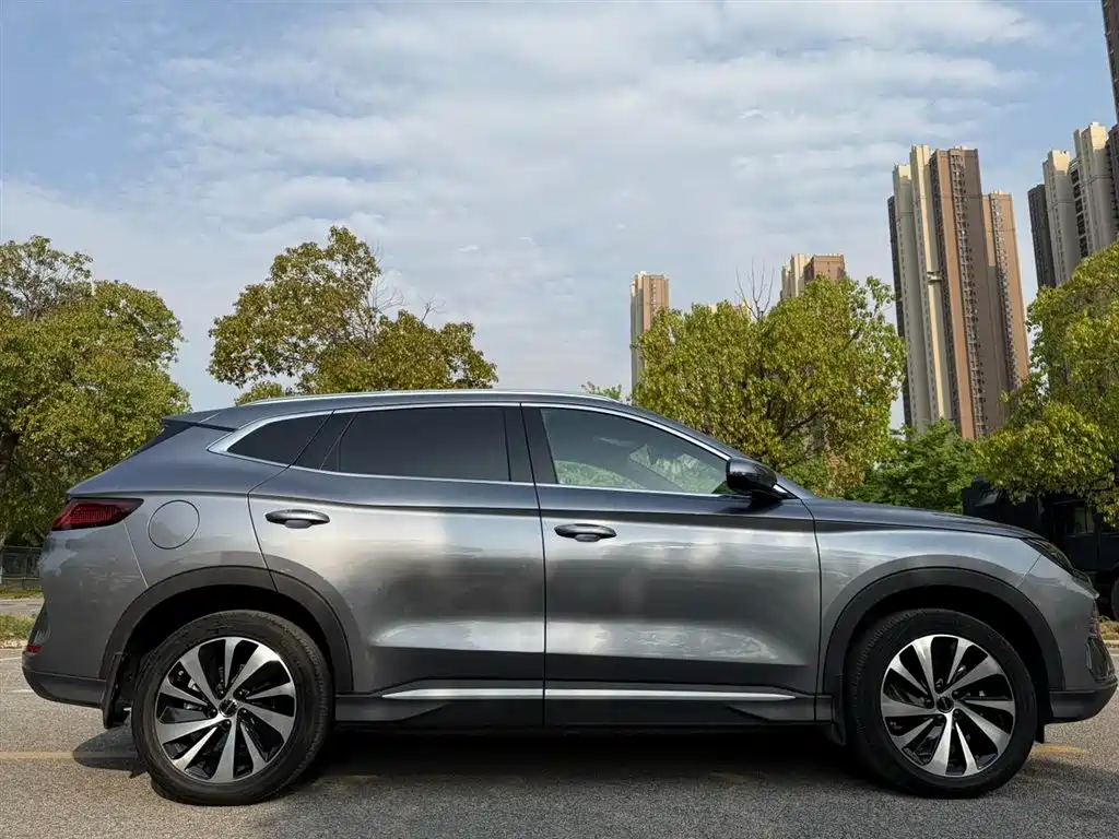 BYD Song PLUS PHEV 2024 Glory Edition EV 520km Flagship фото 11