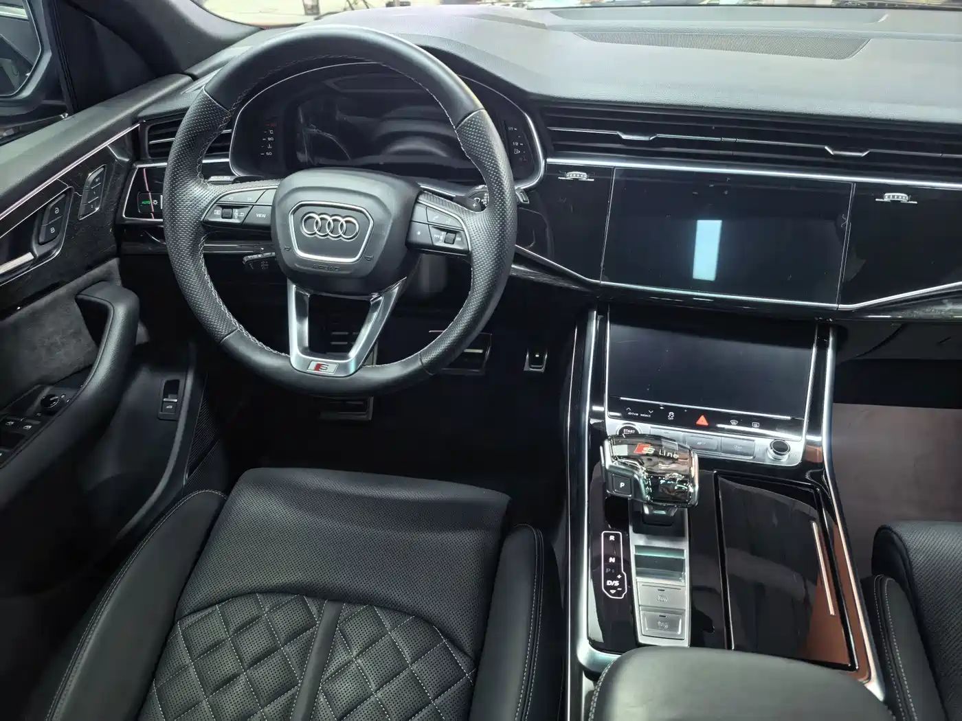 Audi Q8, миниатюра 10
