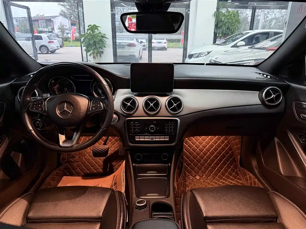 Mercedes-Benz CLA (Import) 2018 CLA 200 Fashion Edition фото 10