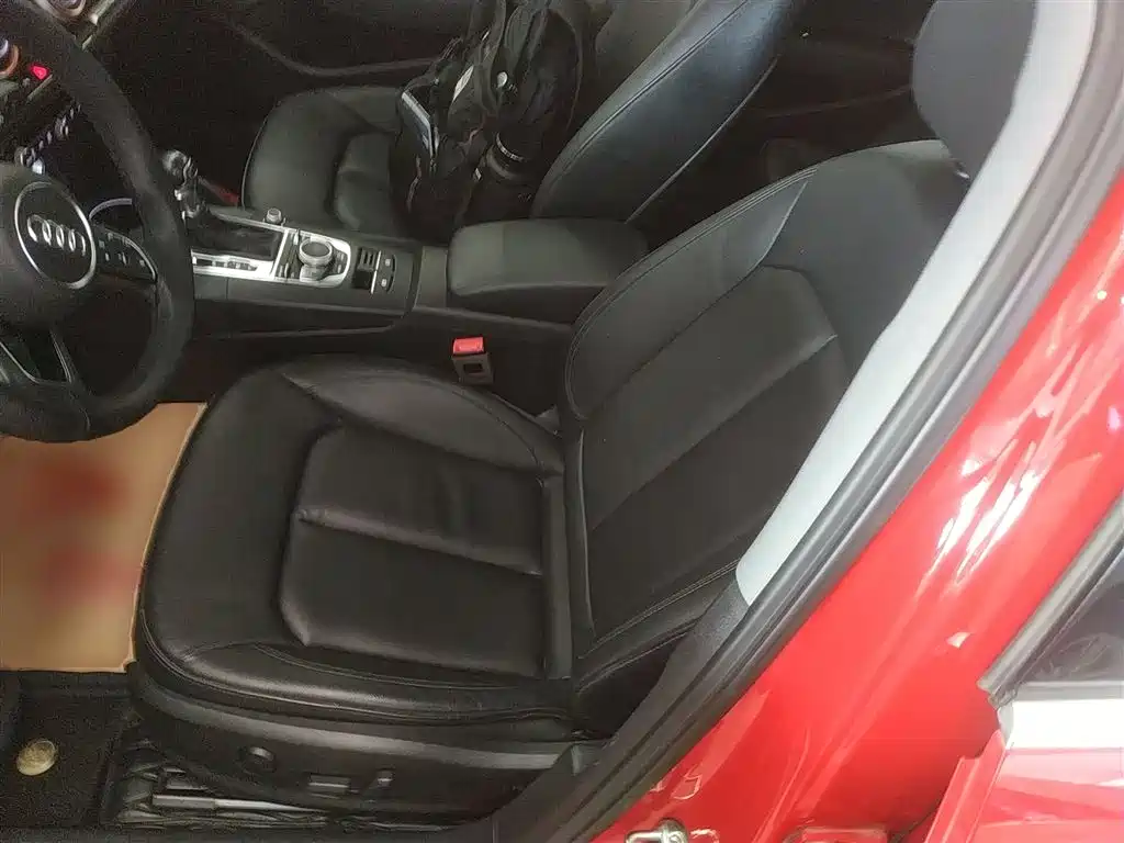 Audi A3 2018 30th Anniversary Limousine 35 TFSI Style фото 15