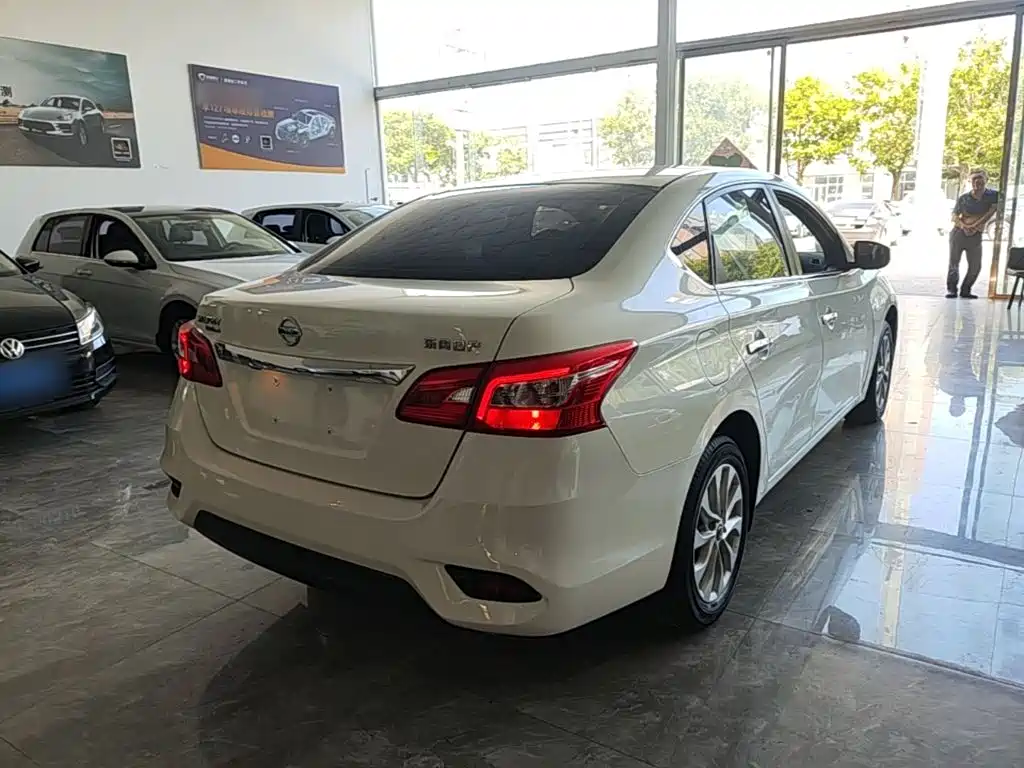 Nissan SYLPHY, миниатюра 7