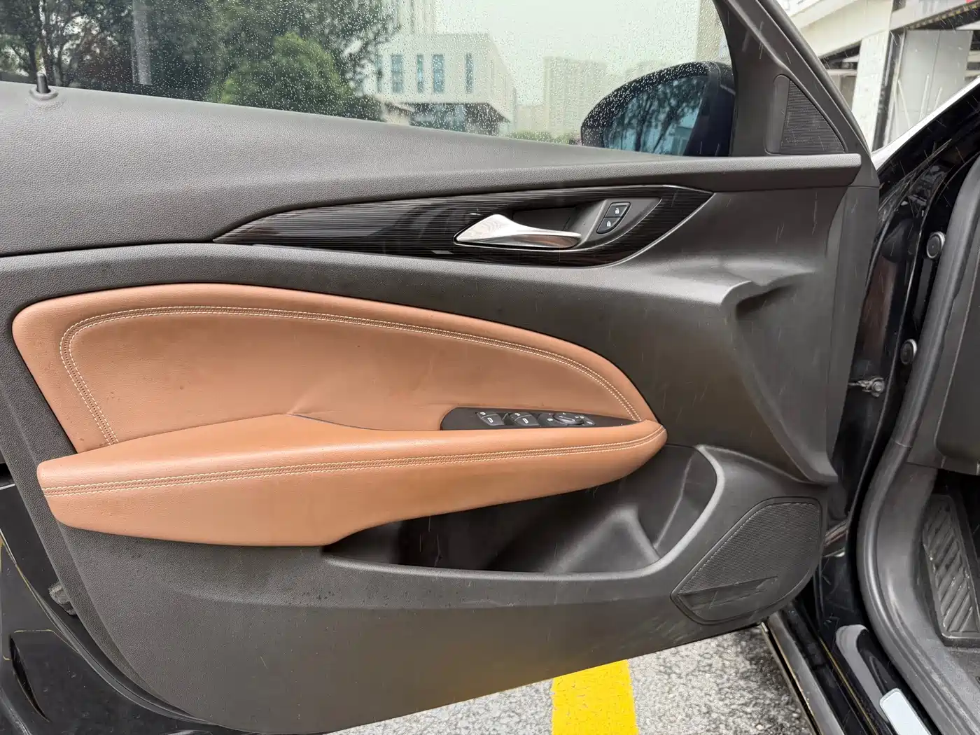 Фото 6 - Buick Regal