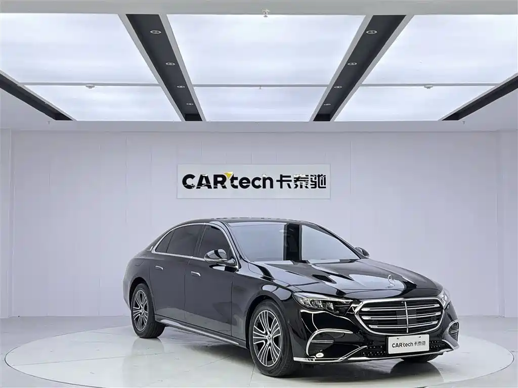 Mercedes-Benz E-Class 2024 Model E 260 L фото 2