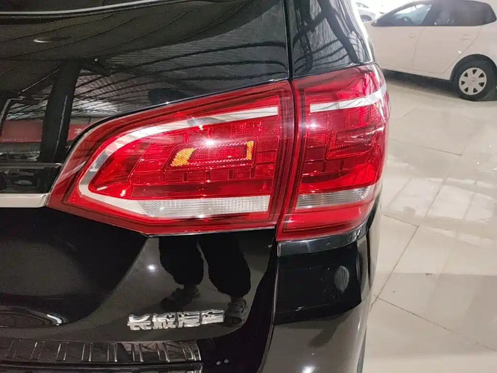Фото 8 - Haval H6