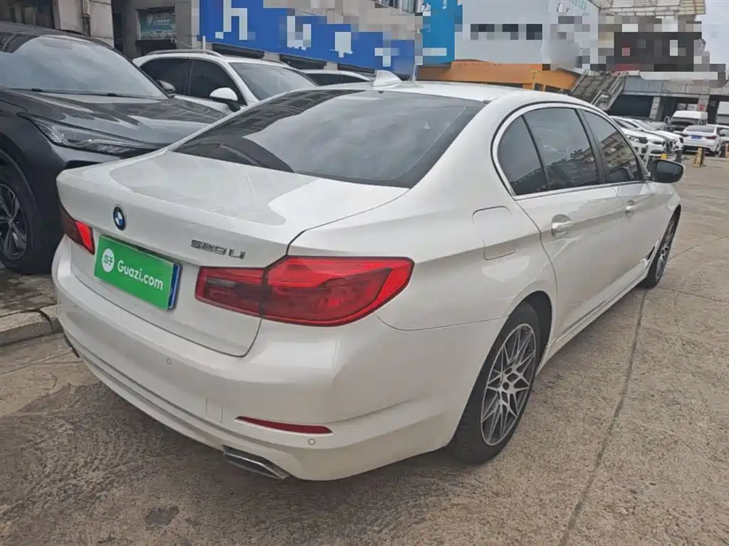 BMW 5 Series 2018 528Li Launch Special Edition фото 7