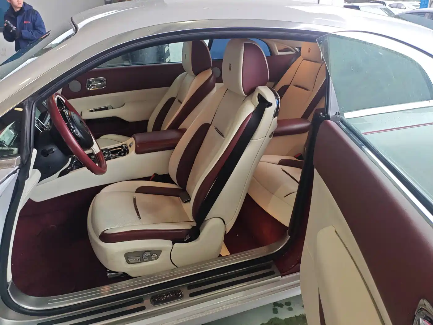Rolls-Royce Wraith 2017 2017 6.6T Black Badge Edition
