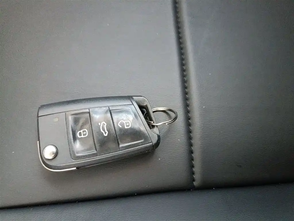 VOLKSWAGEN TU KAI