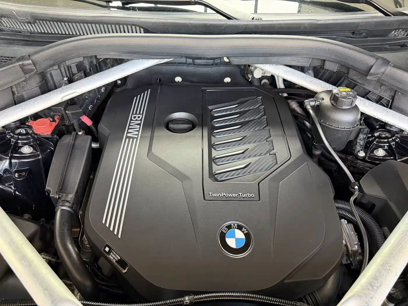 Photo 9 - BMW X5 (Import)